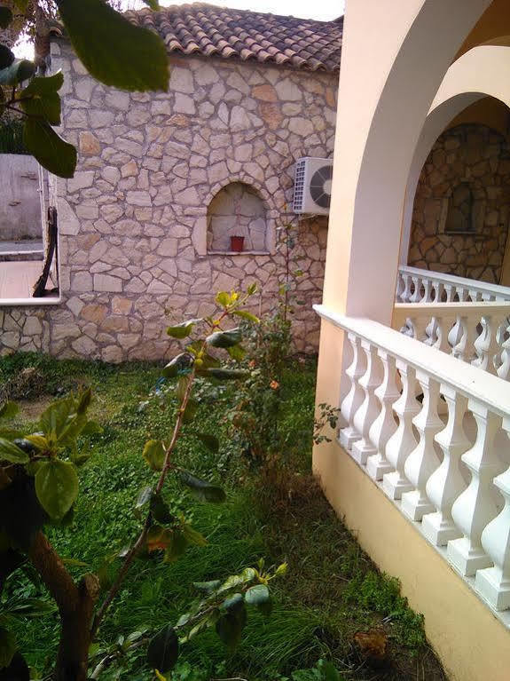 Dennis L Studios Laganas Exterior photo